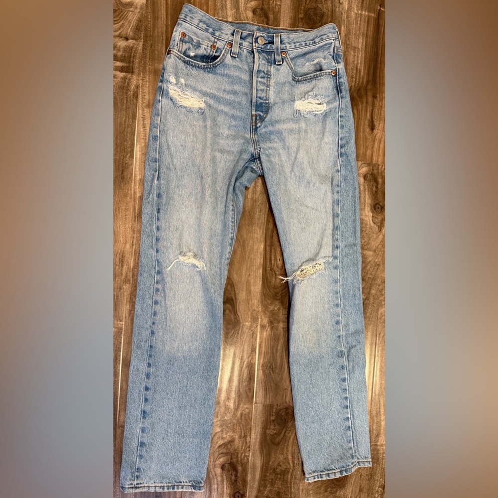 Levi’s Premium 501 Distressed Button-Fly Jeans – W26 L30